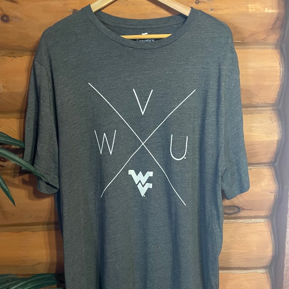 *New* West Virginia University Mens T-shirt